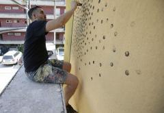 25 umjetnika 'interveniralo' na mostarskim fasadama