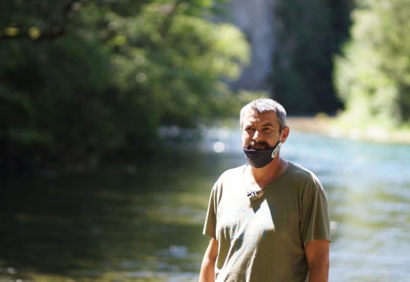 Viktor Bjelić, Centar za životnu sredinu - Jezero Bardača: Raj koji nestaje zahvaljujući nemarnoj vlasti i privatizaciji 
