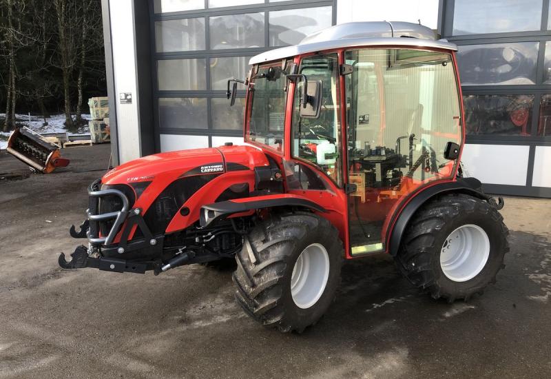 Čapljina: Oduzet traktor kupljen na crnom tržištu