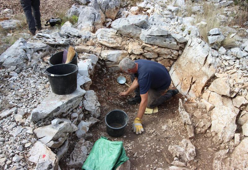 Arheološko nalazište na Pelješcu - Senzacija: Arheolozi na Pelješcu pronašli dijelove opreme koji su pripadali ratničkoj eliti 