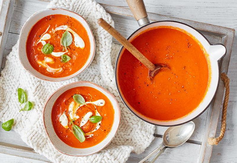 Juha od rajčice sa sirom - Napravite juhu koja će vas grijati u jesenjim danima