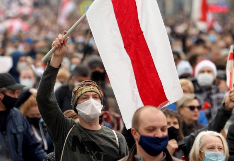 Prosvjedi u Bjelorusiji, oporba prijeti nacionalnim štrajkom