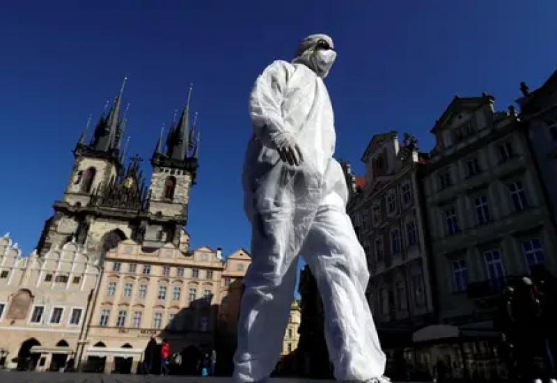 Sve je više zemalja u Europi i svijetu koje obaraju rekorde u broju zaraženih - Europu čeka turobna zima uslijed pandemije covida-19
