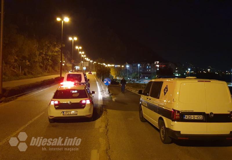 Mostar: Automobilom sletio s nadvožnjaka - Mostar: Automobilom sletio s nadvožnjaka