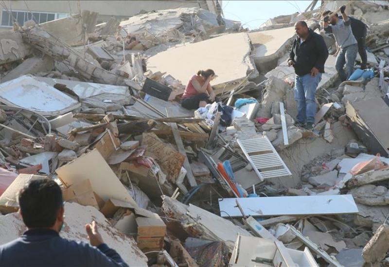 Posljedice potresa u Turskoj - Turska: Ispod ruševina u Izmiru spašena majka i troje djece