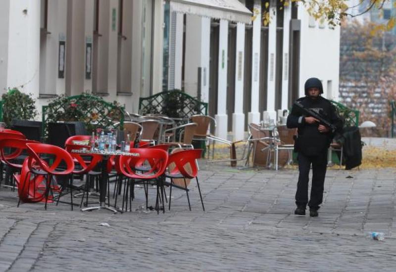 Beč: Policija, tišina i nevjerica... - Beč nakon noći terora: Puste ulice, nevjerica, šok i bezbroj priča preživjelih