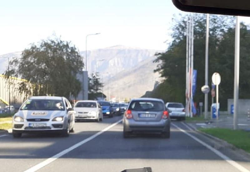 Sudar sjeverno od Mostara - Zbog prometne nesreće usporen promet sjeverno od Mostara