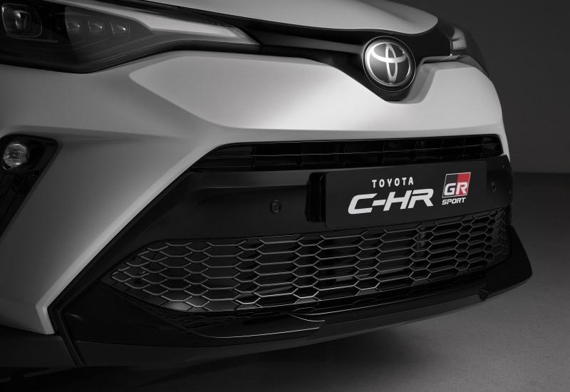 Stiže ušminkana Toyota C-HR: Dinamičniji izgled i ekskluzivnost jamči novi GR Sport paket - Stiže ušminkana Toyota C-HR: Dinamičniji izgled i ekskluzivnost jamči novi GR Sport paket