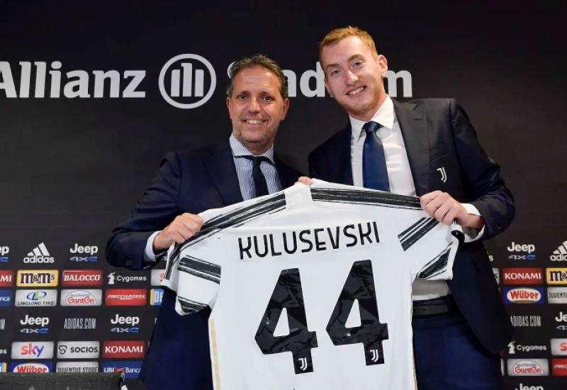 Kulusevski na predstavljanju u Juventusu - Zašto Kuluševski slavi golove s uzdignuta četiri prsta na svakoj ruci?