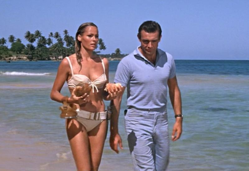Ursula Anders i Sean Connery u filmu 