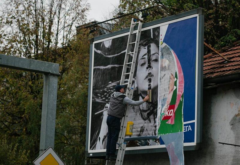 Širom BiH fotografije političkih kandidata zamijenila umjetnost