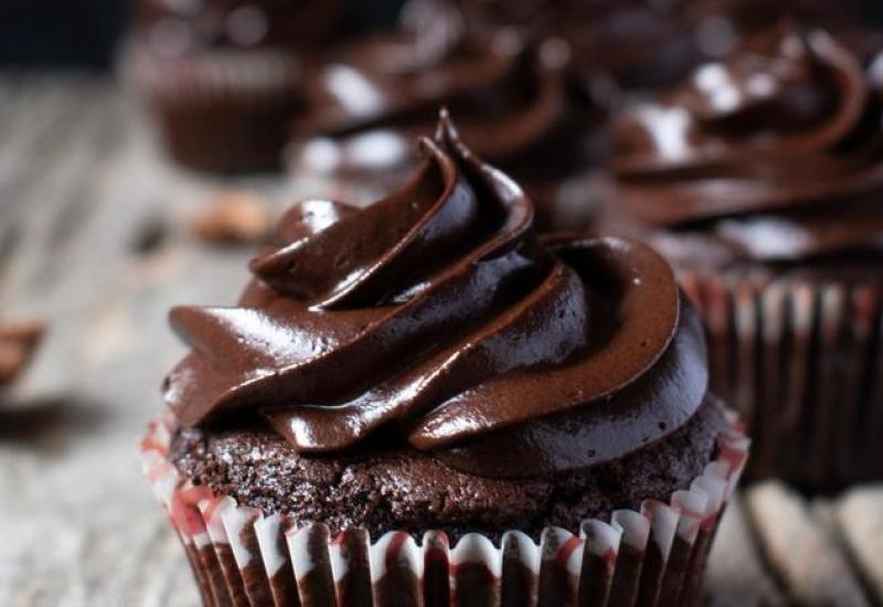 Čokoladni cupcakes u kojima ćete zbilja uživati - Čokoladni cupcakes u kojima ćete zbilja uživati