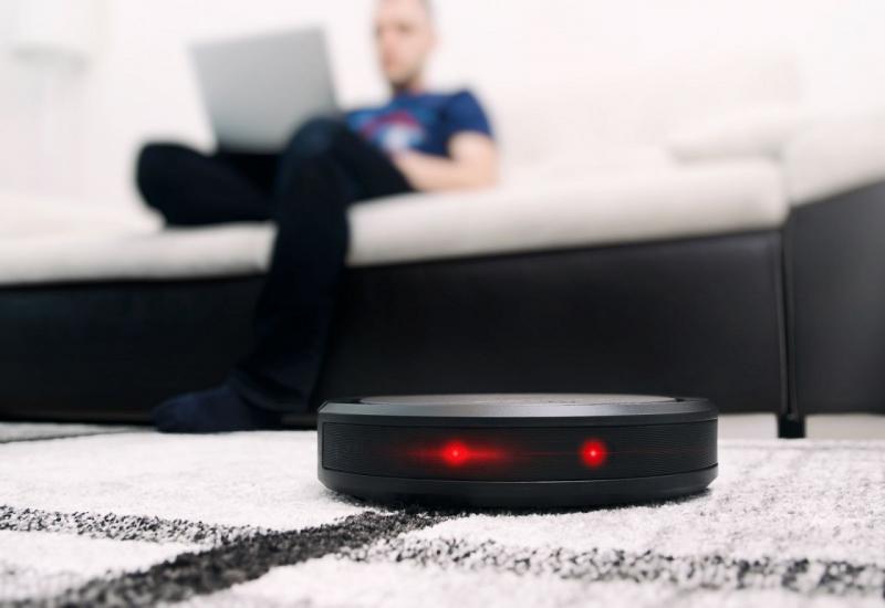 Amazon preuzima proizvođača robotskih usisavača Roomba