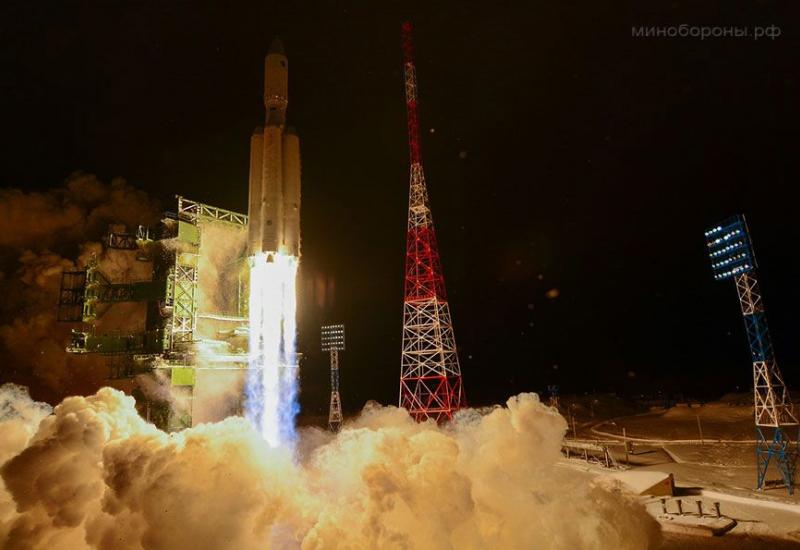 Rusija uspješno lansirala tešku svemirsku raketu  - Rusija uspješno lansirala tešku svemirsku raketu 