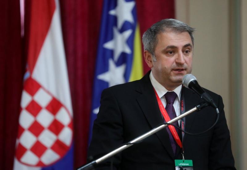 Sabolić: Mediji u BiH izmišljaju tvrdnje o zalaganju RH za odgodu izbora