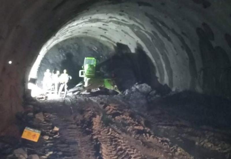Radovi na tunelu Hranjen obustavljeni jer nema dodatnog novca