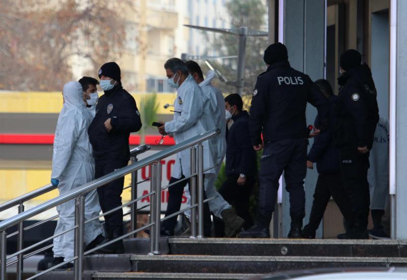 Nakon eksplozije respiratora u bolnici smrtno stradalo osam pacijenata 