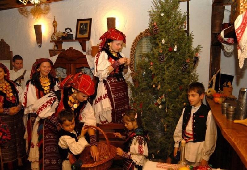 Tradicionalni običaji na Badnjak u hrvatskim domovima