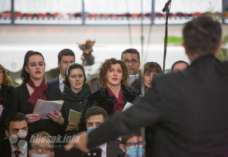 Napretkov božićni koncert upriličen u Mostaru - Napretkov božićni koncert upriličen u Mostaru