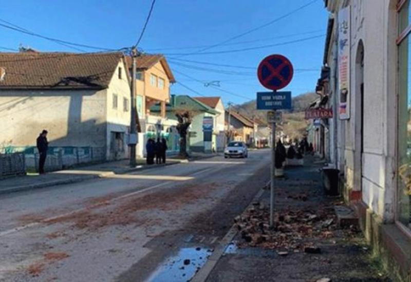 Izvanredno stanje u Kostajnici - U Kozarskoj Dubici u potresu oštećeno više objekata, u Kostajnici izvanredno stanje