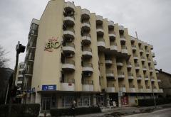 Duboko udahnite - Nestao drvored ispred Hotela Ero u Mostaru