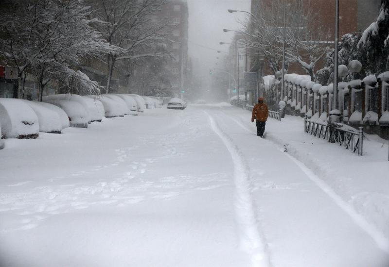 Snježna oluja Filomena zahvatila je Madrid, Castillu La Manchu i Valenciju - Madrid baš kako Mostar prije devet godina