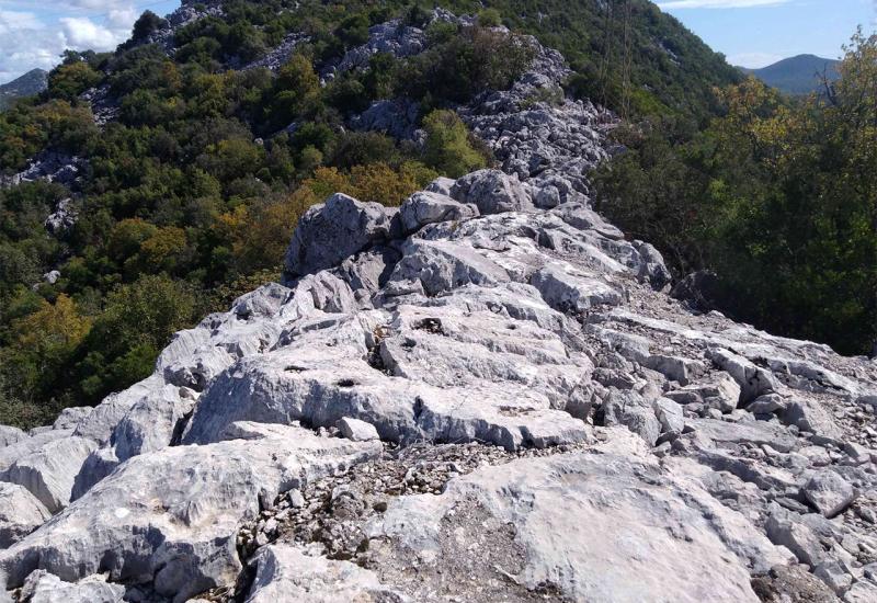 Megaliti na Žrnjevu - Teorija koja mijenja povijest Neuma