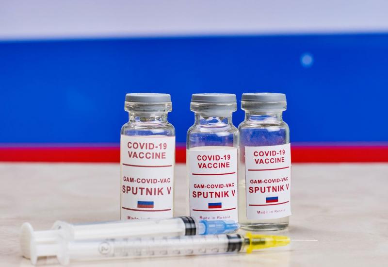 U ponedjeljak u RS stiže 20.000 doza ruskog cjepiva