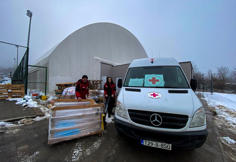 Crveni križ FBiH uručio pomoć Petrinji