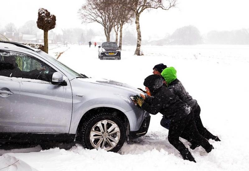 U Nizozemskoj prva velika snježna oluja u 10 godina - U Nizozemskoj prva velika snježna oluja u 10 godina