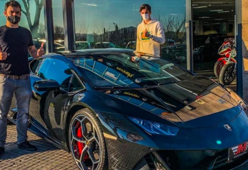 Lamborghini Huracan - Valja ga vidjeti... - Trincao nakon svog prvog gola za Barcelonu utjerao zvjer u garažu