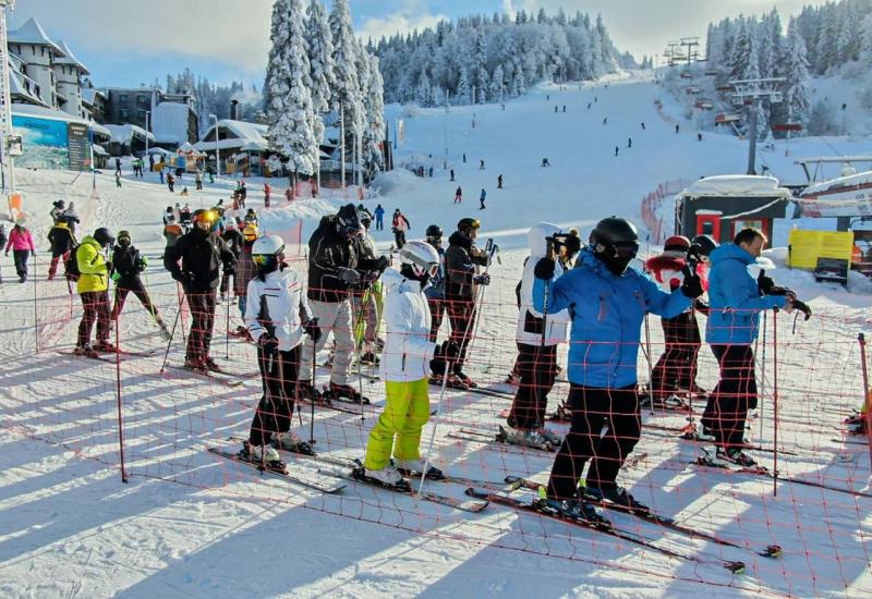 Gužva na Jahorini - Dok svjetska skijališta nisu radila, Jahorina imala najuspješniju sezonu u povijesti