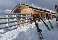 Udarni tjedan na Jahorini: Brojni turisti uživaju u skijanju