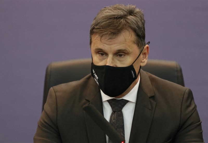 Novalić ostaje premijer: Obećao raditi 24 sata