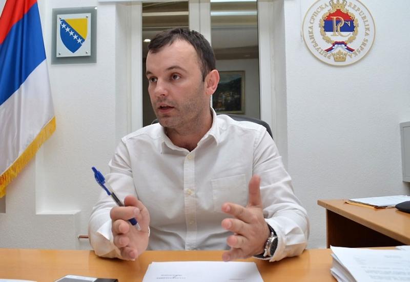 Grujičić: Ne vjerujem da će se pojedini Bošnjaci odreći svojih mandata