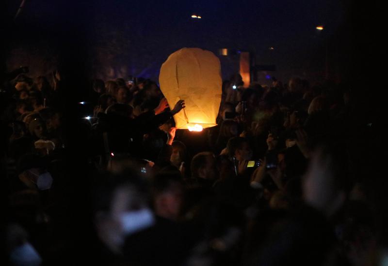 Novi Sad: 10.000 okupljenih izreklo posljednje ''Zbogom'' Balašu