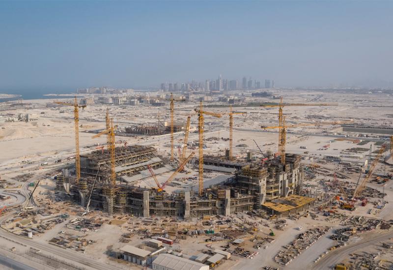 Guardian: Svakog tjedna pogine 12 radnika gradeći objekte za SP u Kataru
