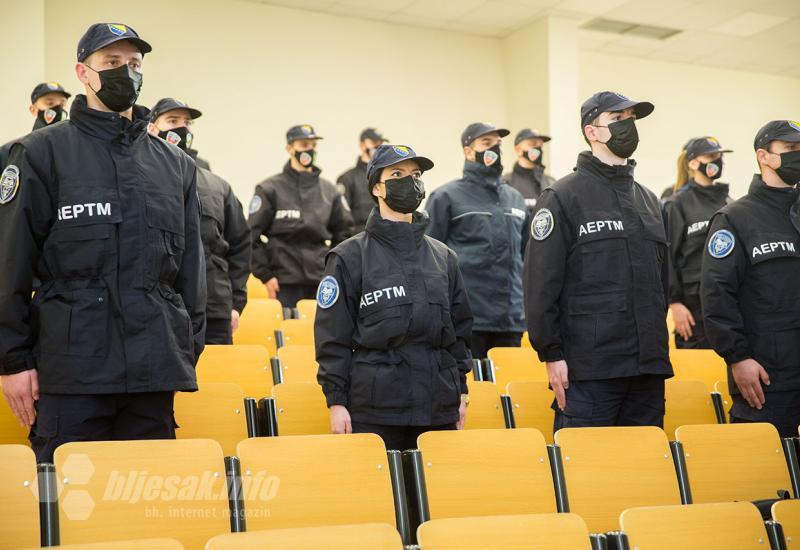 SIPA bogatija za osam policajaca iškolovanih u Mostaru 