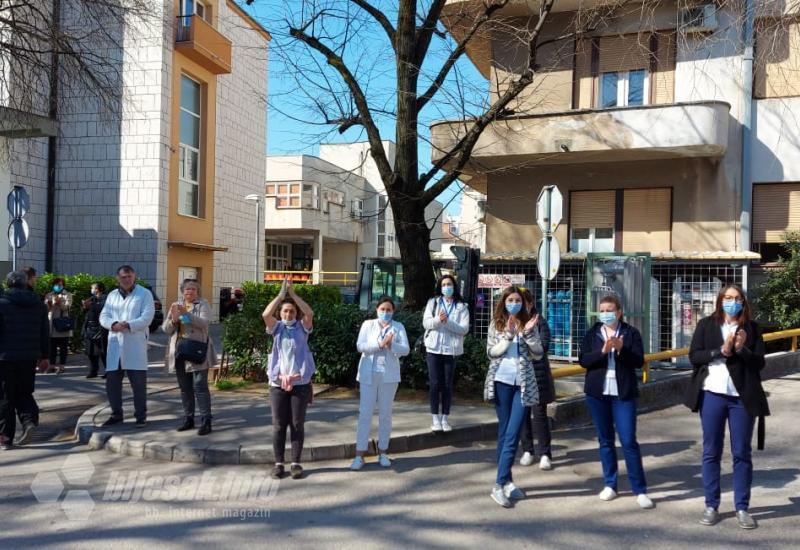 Prosvjedi zdravstvenih radnika - Prosvjedna šetnja sindikata: Ostavke! Izađi ministre!