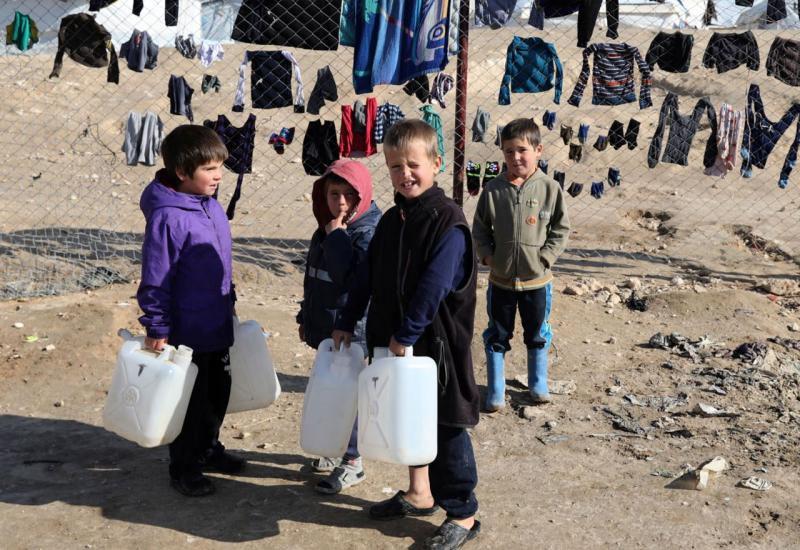 Nove deportacije bh. državljana: Koliko žena i djece čeka na povratak iz Sirije?