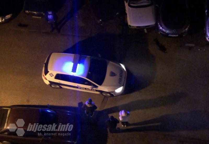  - Mostar: Razbio automobile na parkingu, napustio vozilo i pobjegao…