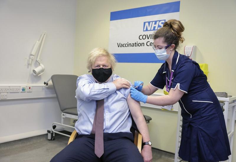 Boris Johnson primio prvu dozu AstraZenecina cjepiva