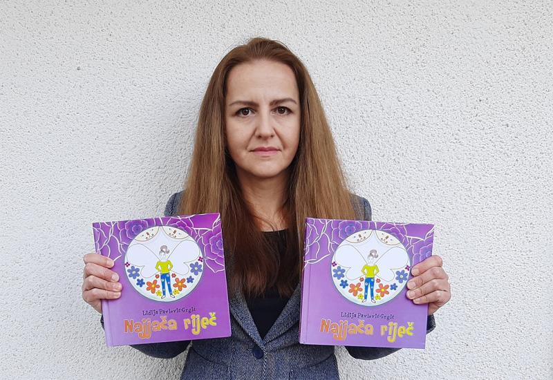 Lidija Pavlović-Grgić - Lidija Pavlović-Grgić za Bljesak: Zbog knjiga postajemo bolji ljudi
