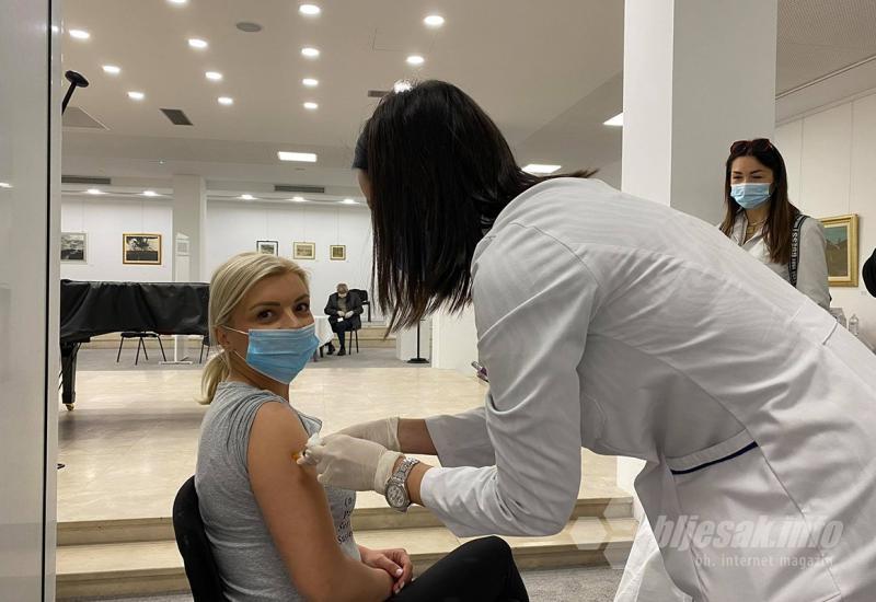 Cijepljenje građana u Mostaru - Znanost objasnika mogu li cijepljeni širiti COVID-19