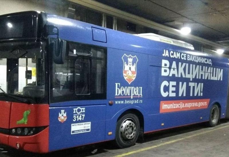 Autobusi promoviraju cijepljenje - Vučić autobusima poziva ljude na cijepljenje 