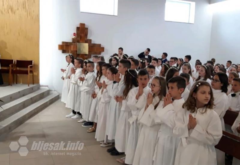 Mostar: 191 dijete primilo Prvu svetu pričest