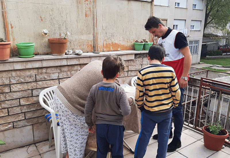 Poklon bonove 'Merhameta' Njemačke dobilo još 24 djece u Čapljini