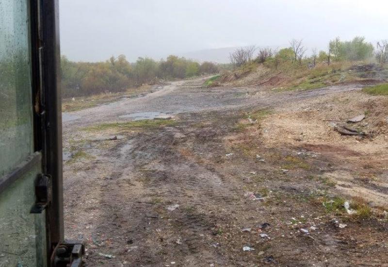 Grad Mostar uklonio veće količine otpada s ''divljih deponija''