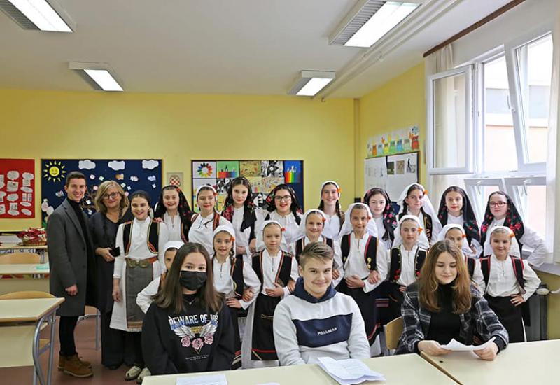 Mostarski učenici sudjelovali u obilježavanju Dana djeteta u Izmiru