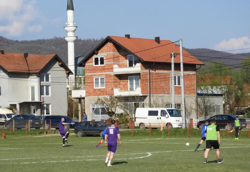 Sport nadvladava sve -  Pozitivna BiH: Klub iz FBiH i RS-a treniraju i igraju na jednom terenu 